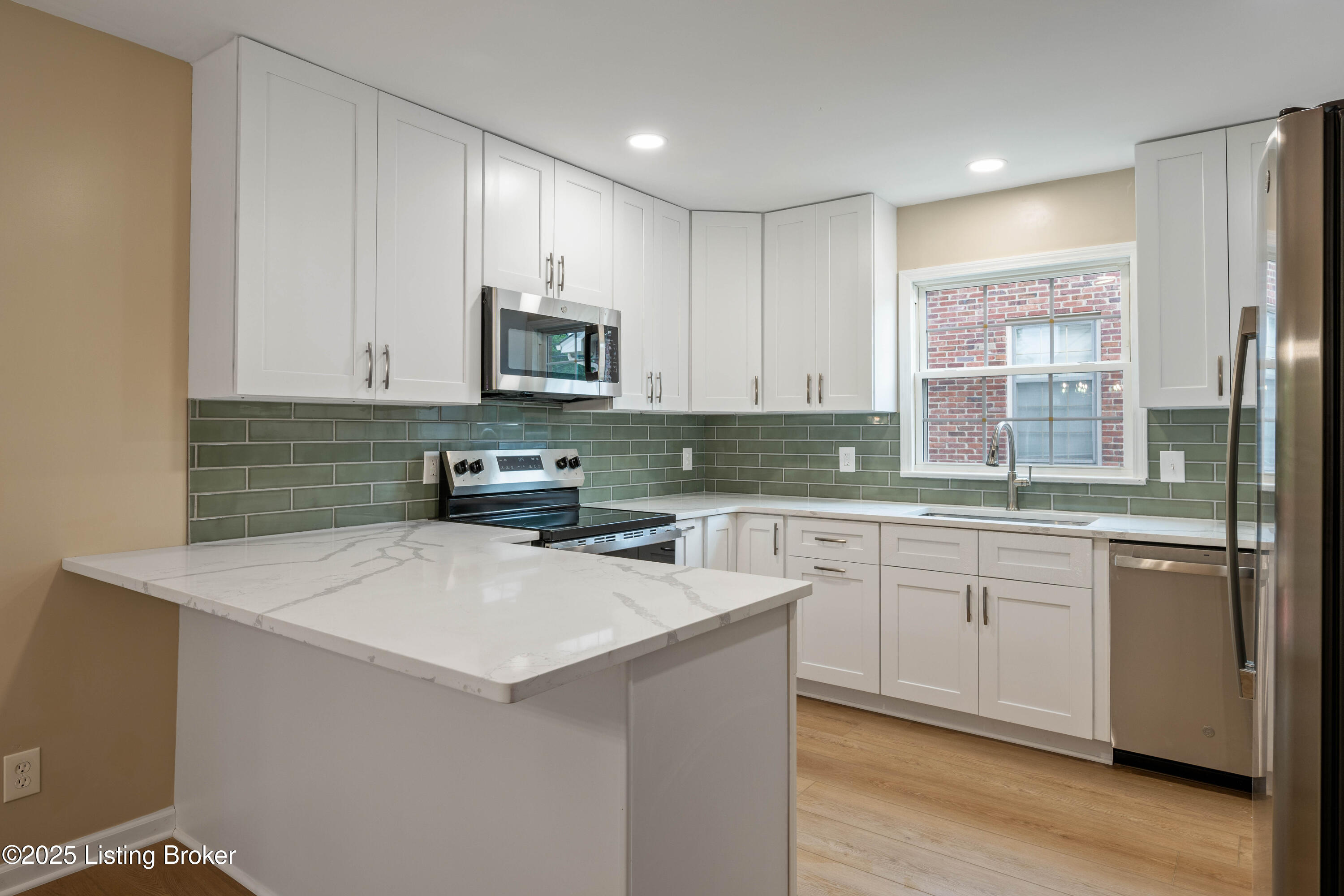 9707 Gateway Dr, Louisville, Pennsylvania image 19