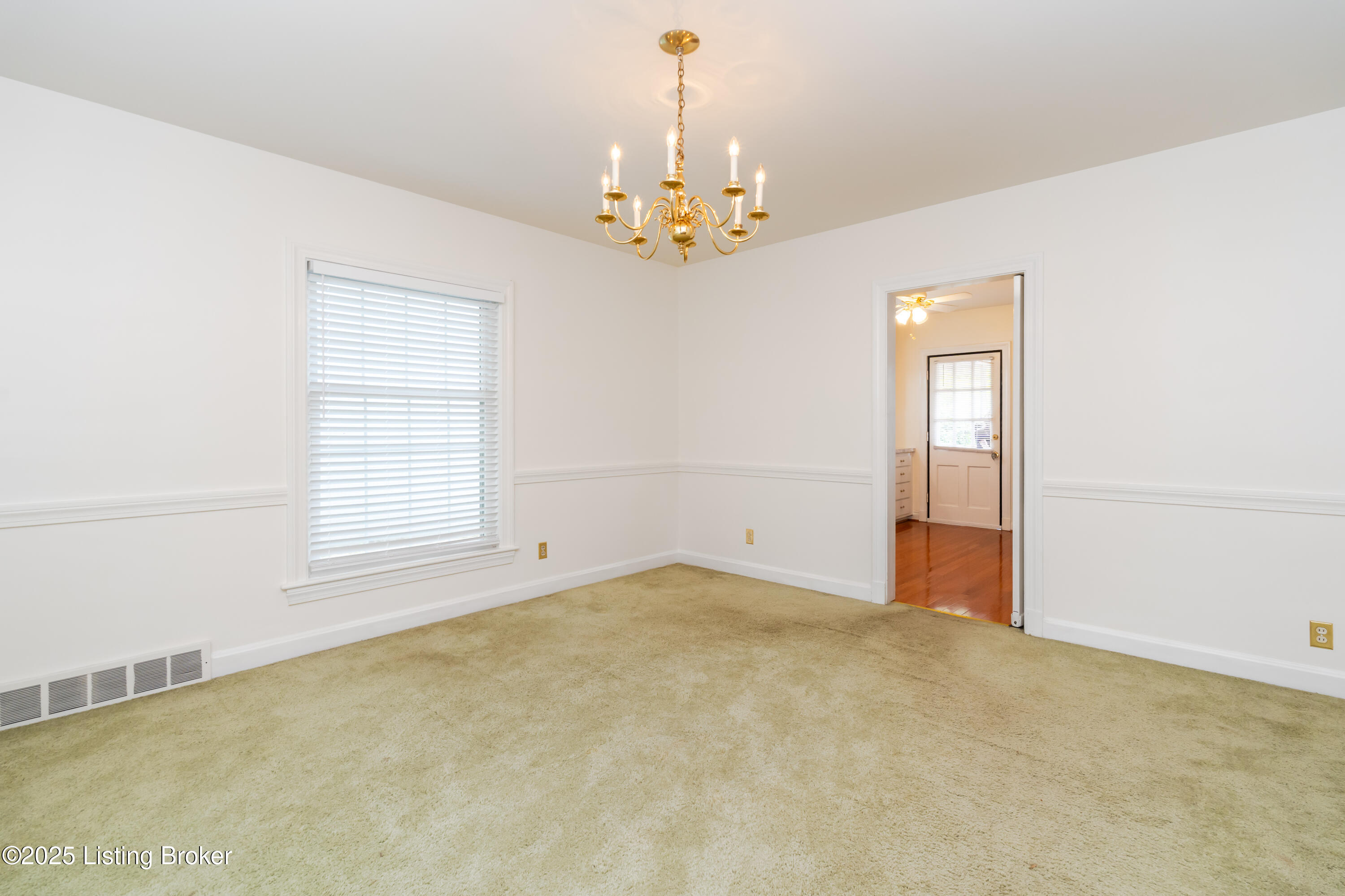 2403 Valletta Rd, Louisville, Pennsylvania image 3