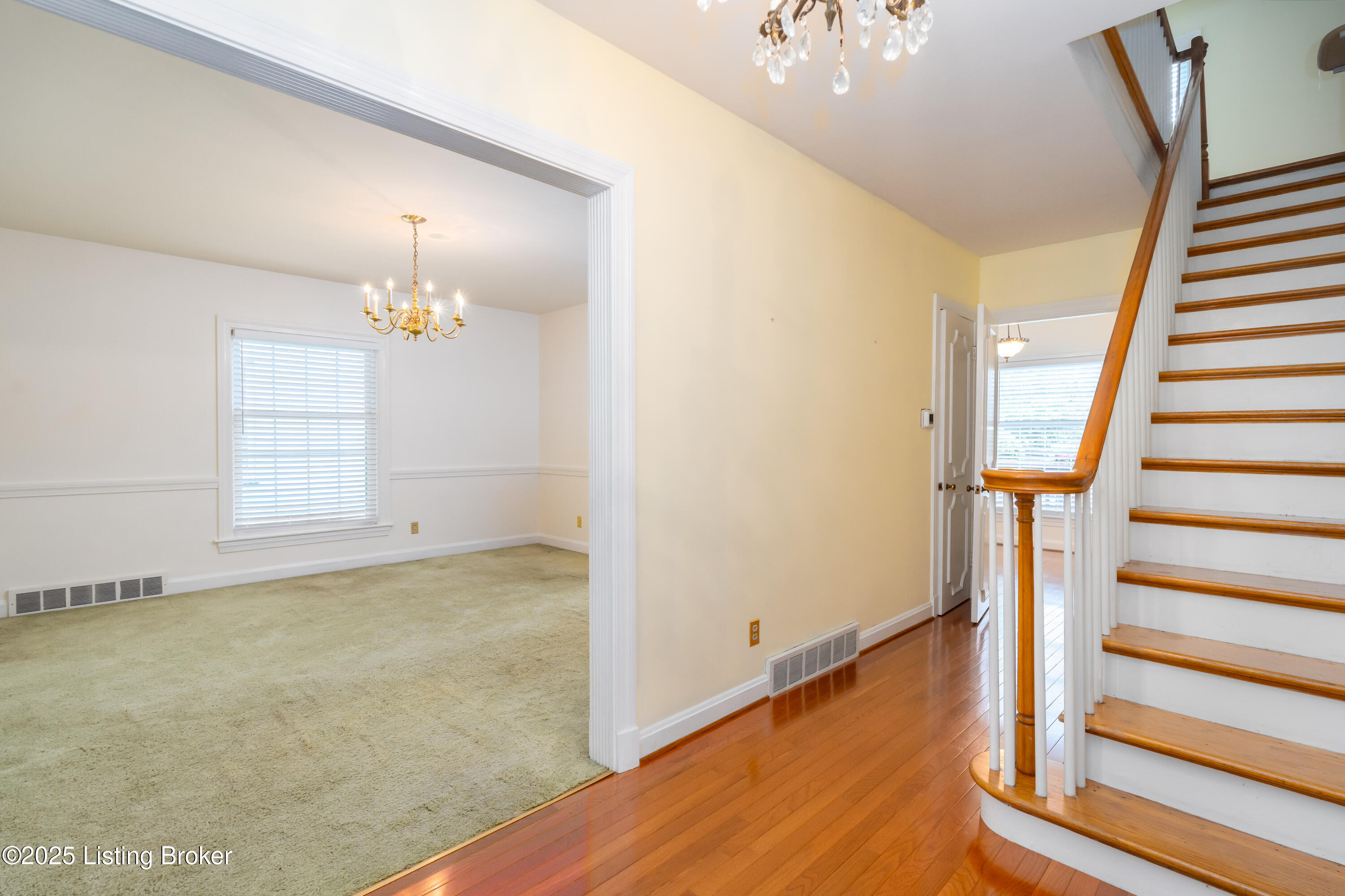 2403 Valletta Rd, Louisville, Pennsylvania image 2