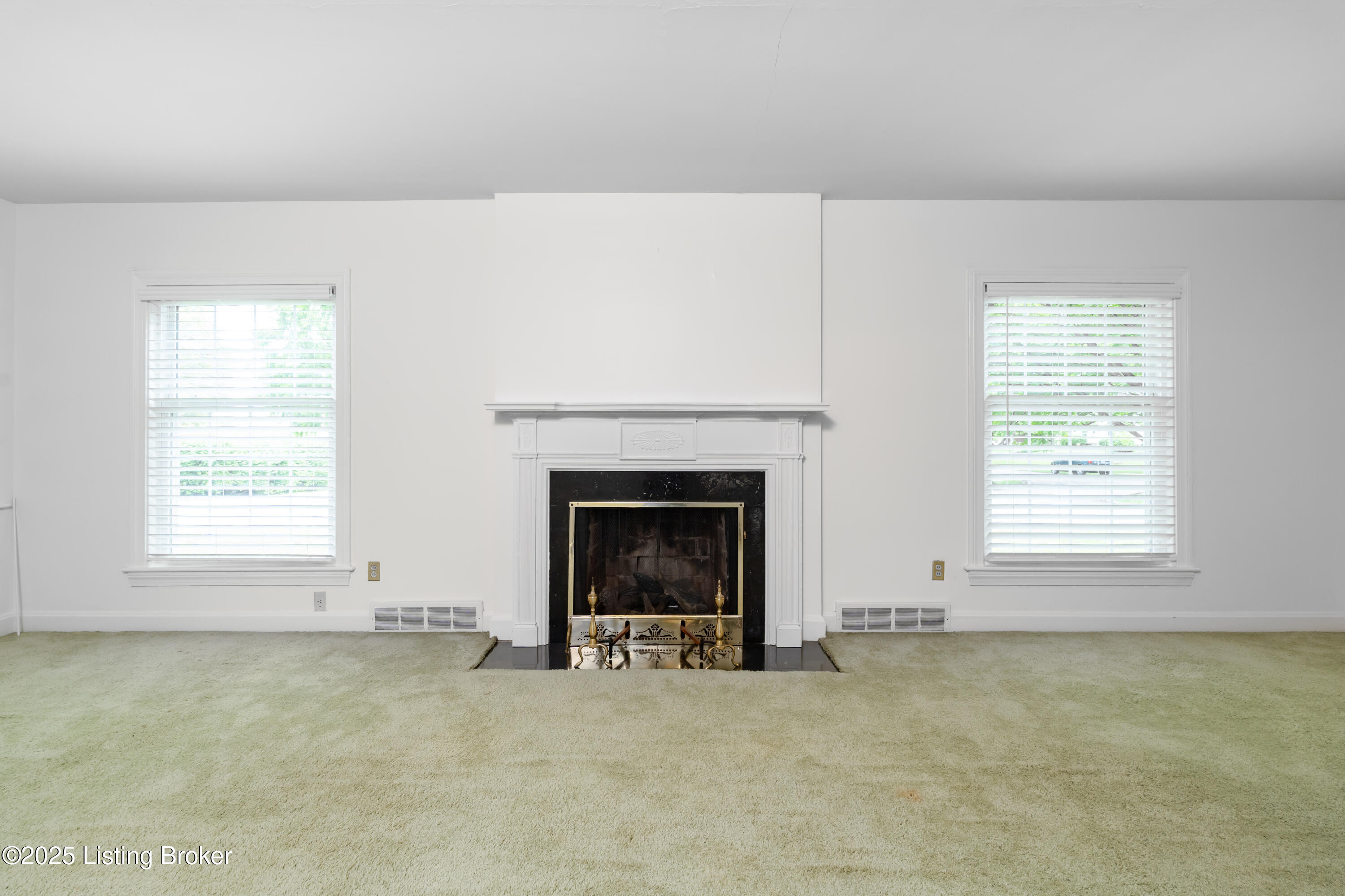 2403 Valletta Rd, Louisville, Pennsylvania image 6