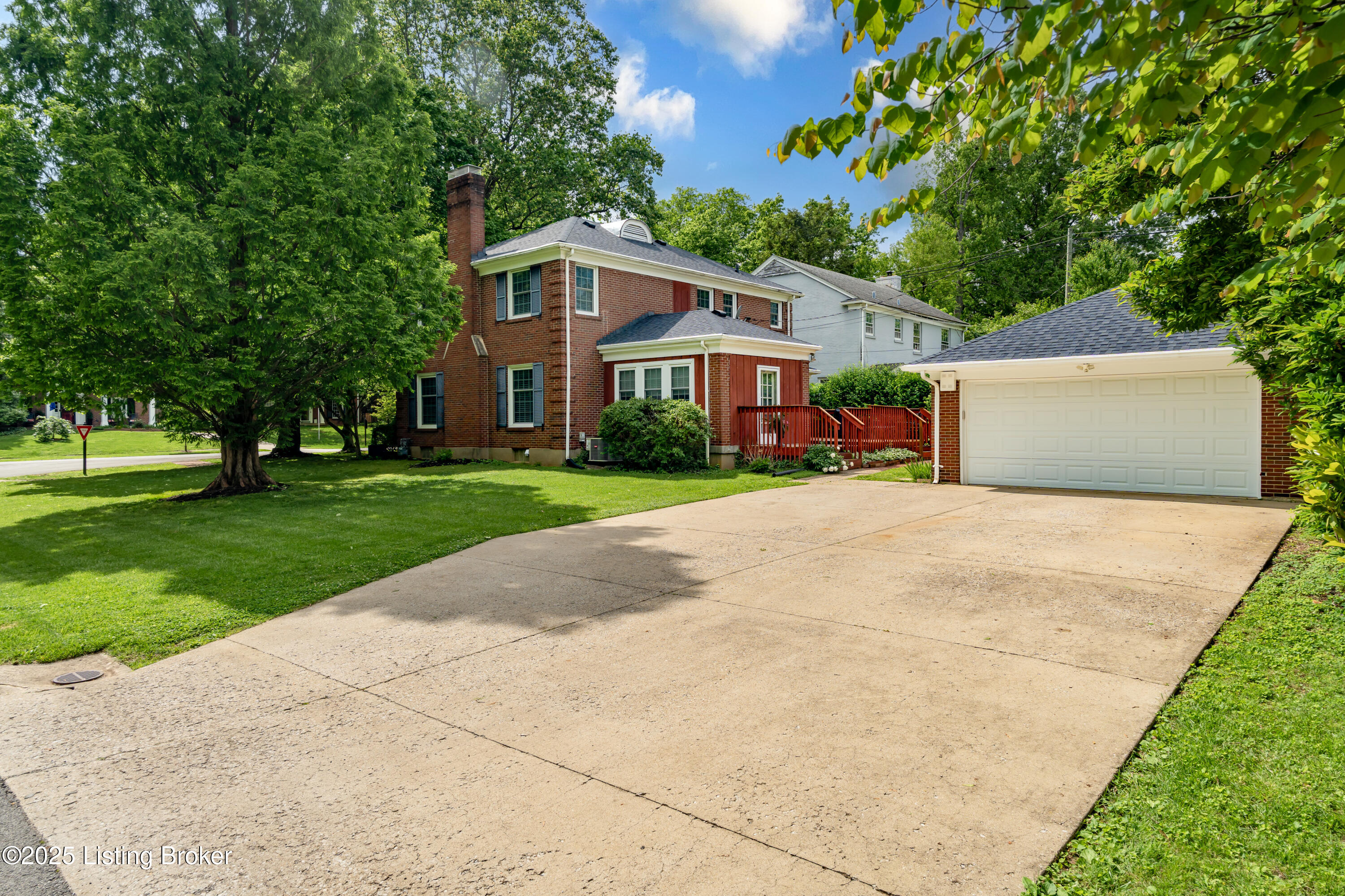 2403 Valletta Rd, Louisville, Pennsylvania image 1