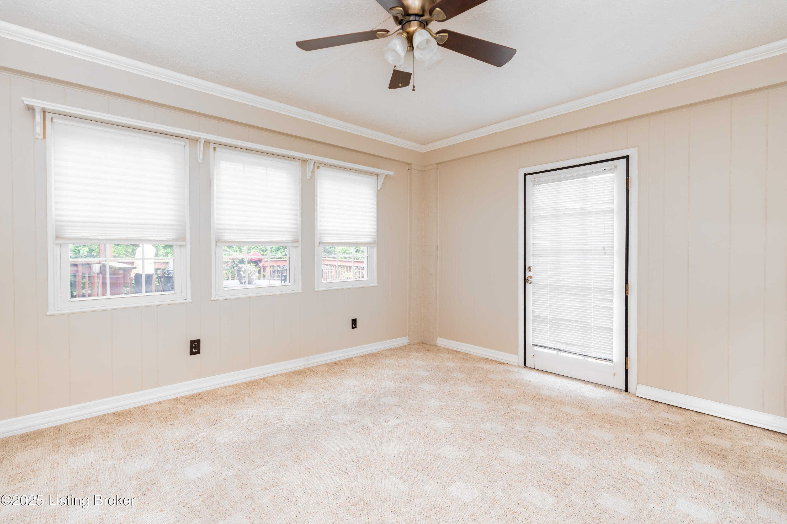 2403 Valletta Rd, Louisville, Pennsylvania image 8