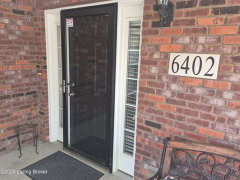 Condo For Sale - 6402 Renate Rd<br/> Louisville, KY 40291
