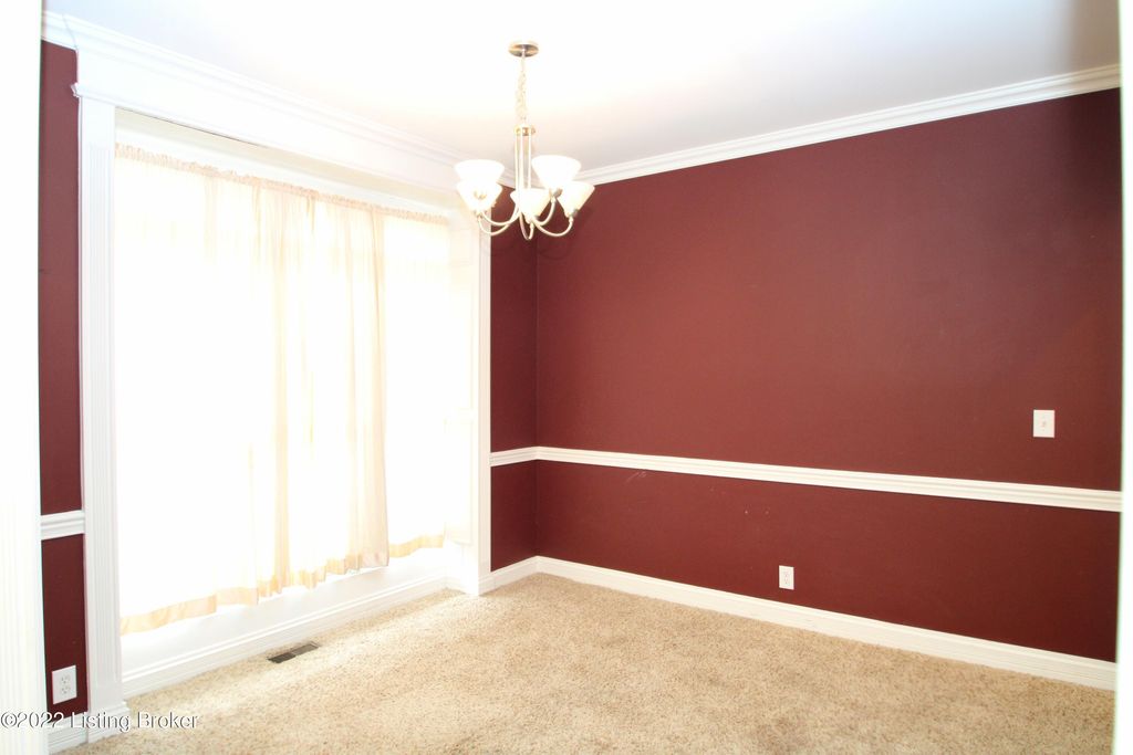 Photo of 13204 Tucker Lake Dr, Louisville, KY 40299 (MLS # 1705923)