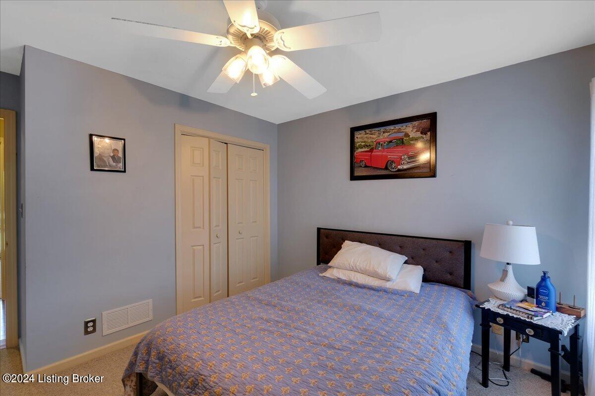 5573 Orphan Ln, Shelbyville, Kentucky image 42