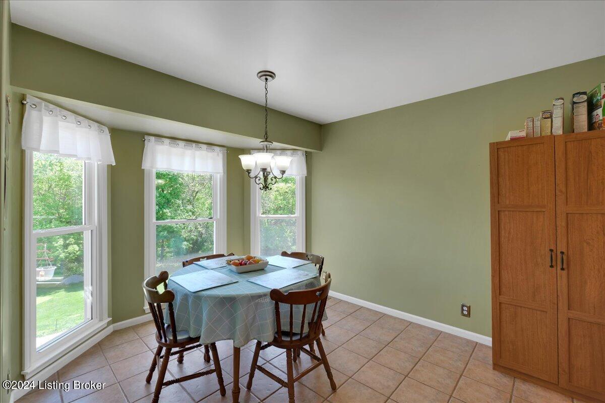 5573 Orphan Ln, Shelbyville, Kentucky image 12