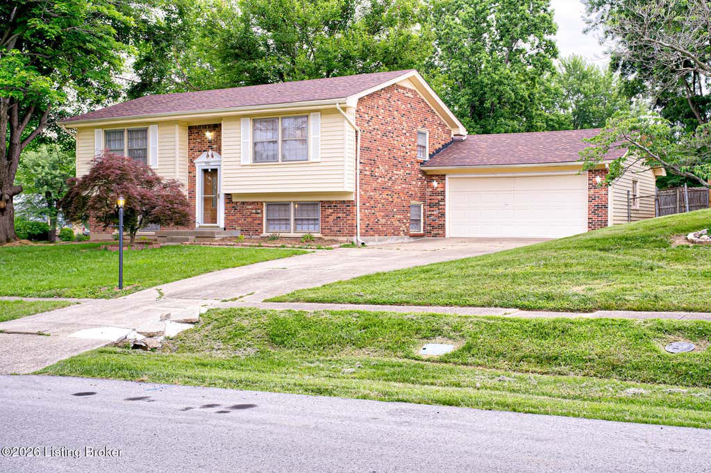 Photo of 5101 Mt Marcy Rd, Louisville, KY 40216 (MLS # 1719776)