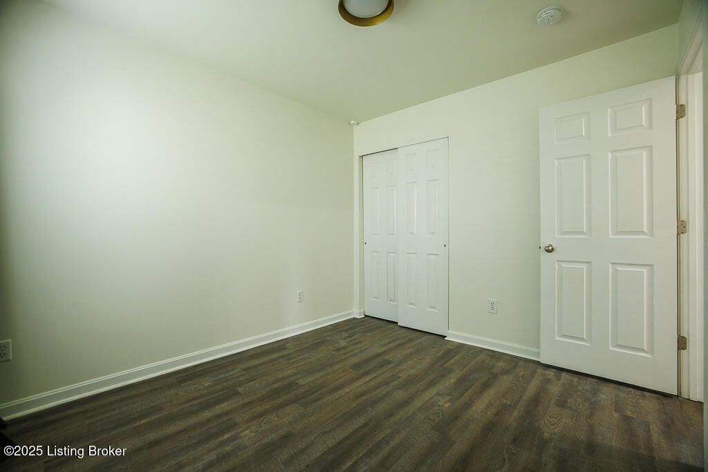 7003 Hollow Oaks Dr, Louisville, Kentucky image 34