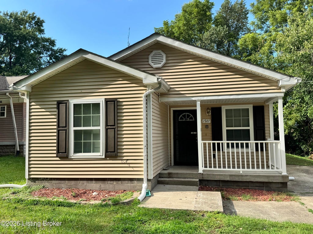 Photo of 1927 Dubourg Ave, Louisville, KY 40216 (MLS # 1727273)