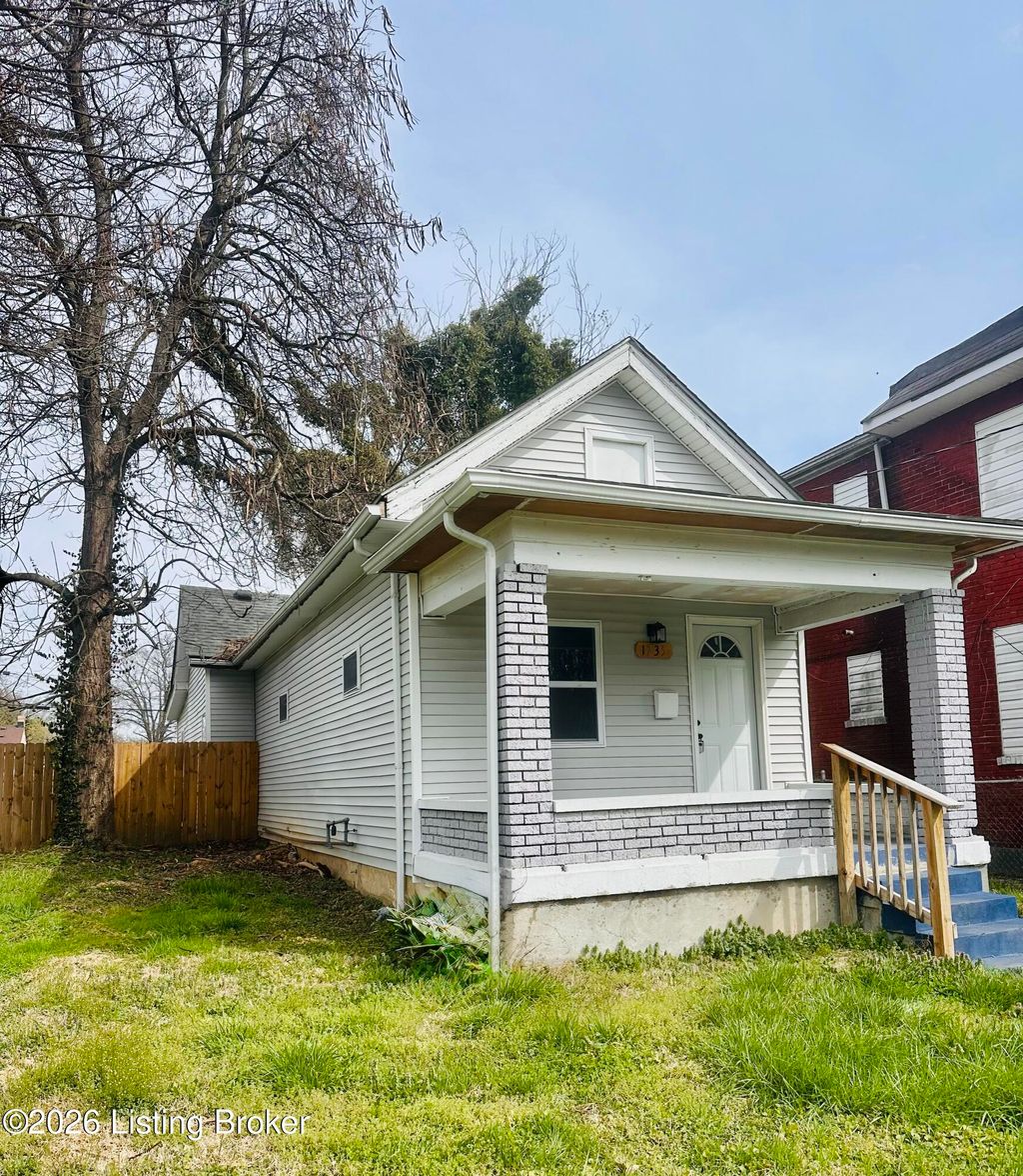 Photo of 1735 W Ormsby Ave, Louisville, KY 40210 (MLS # 1711599)