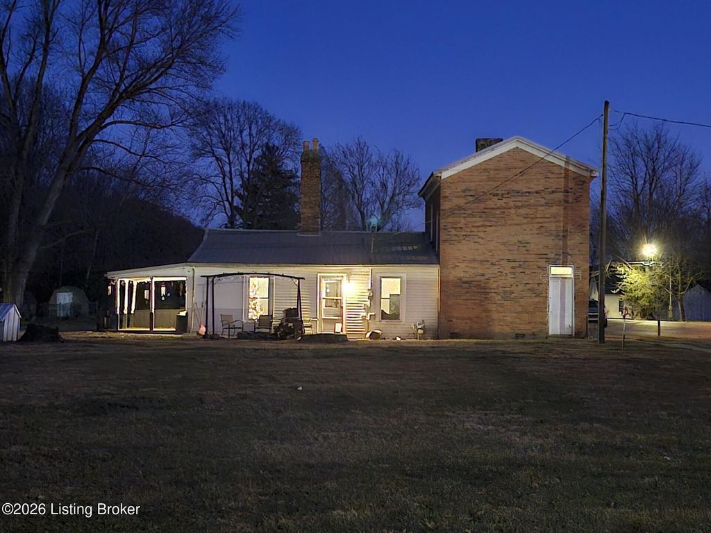 Photo of 211 Main Cross St, Ghent, KY 41045 (MLS # 1707888)