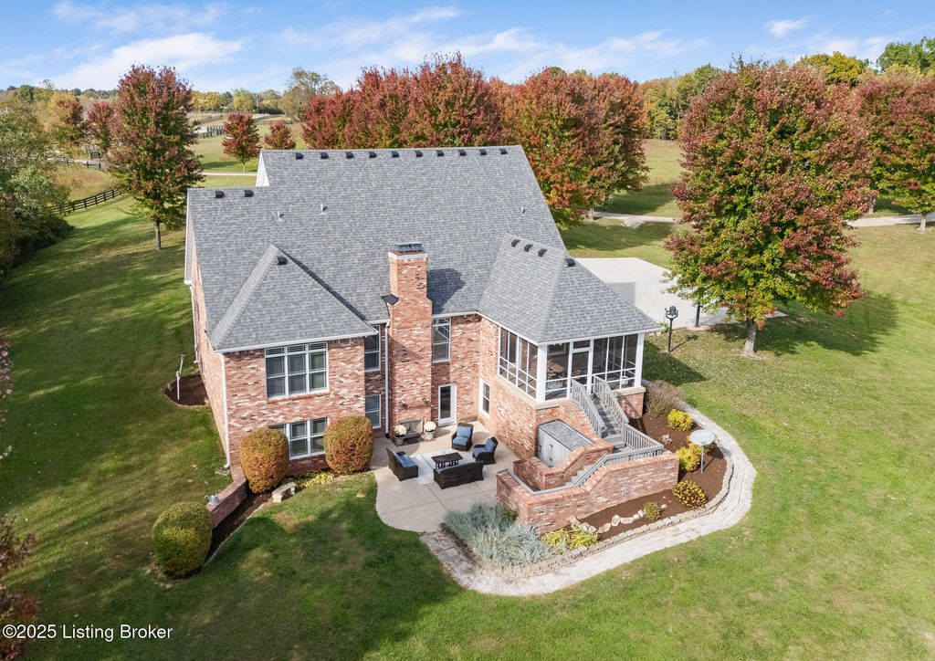 Photo of 5251 Old Sligo Rd, La Grange, KY 40031 (MLS # 1701397)