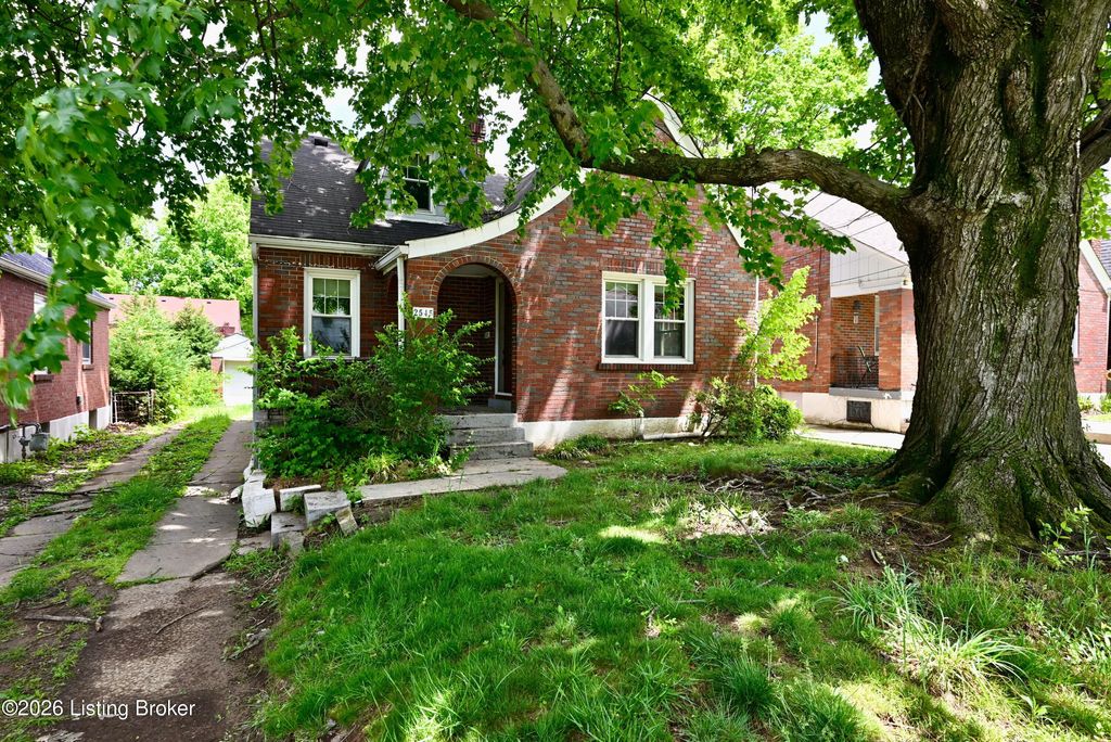 Photo of 2545 Ridgewood Ave, Louisville, KY 40217 (MLS # 1717262)
