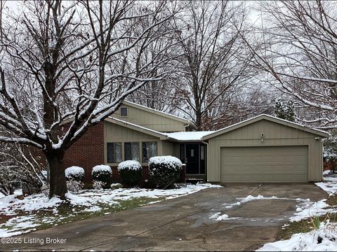 Photo of 11904 Wide Spring Ct. Ct, Louisville, KY 40245 (MLS # 1704760)