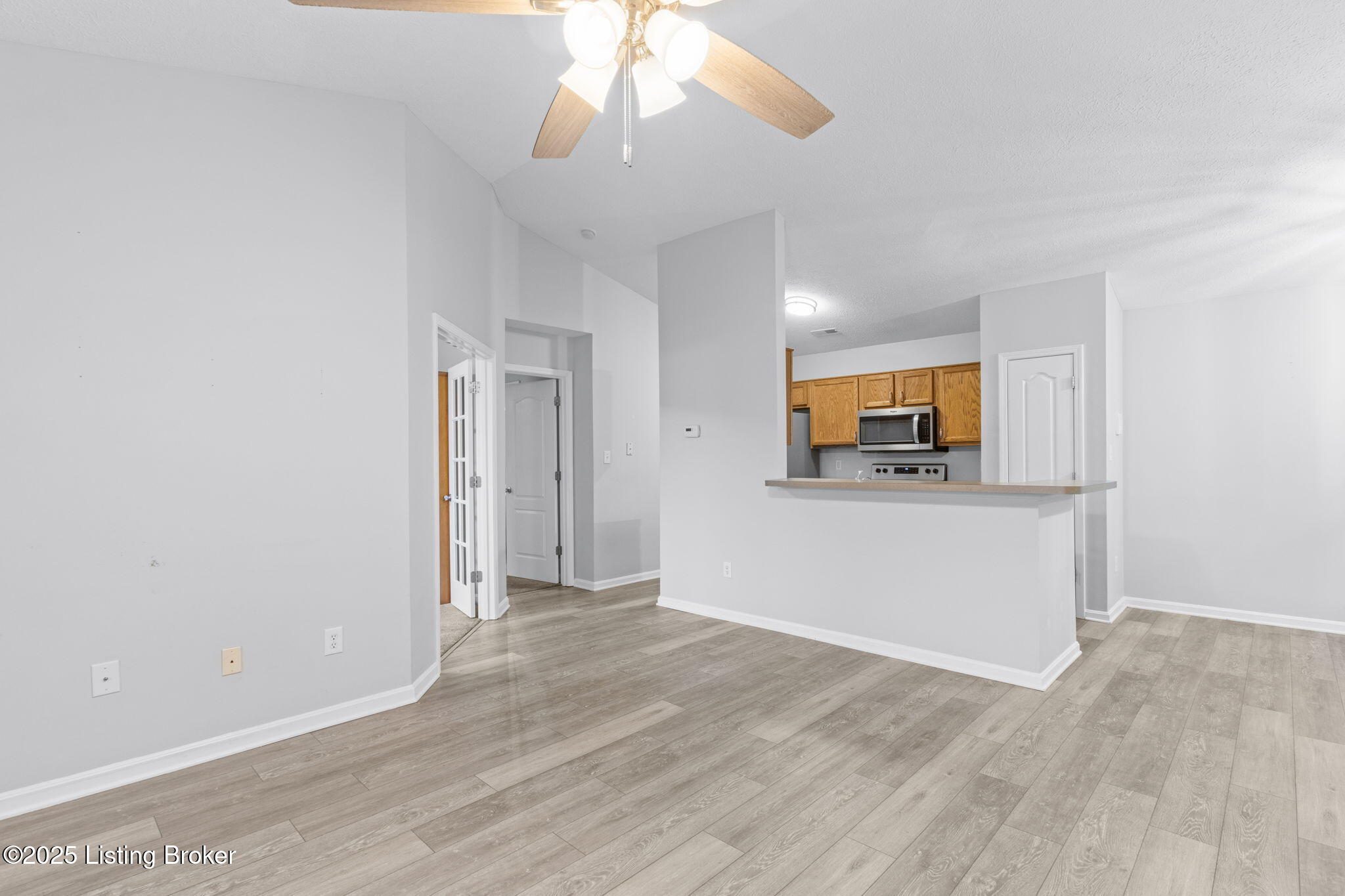 8001 Magnolia Ridge Ct #UNIT 201, Louisville, Kentucky image 11