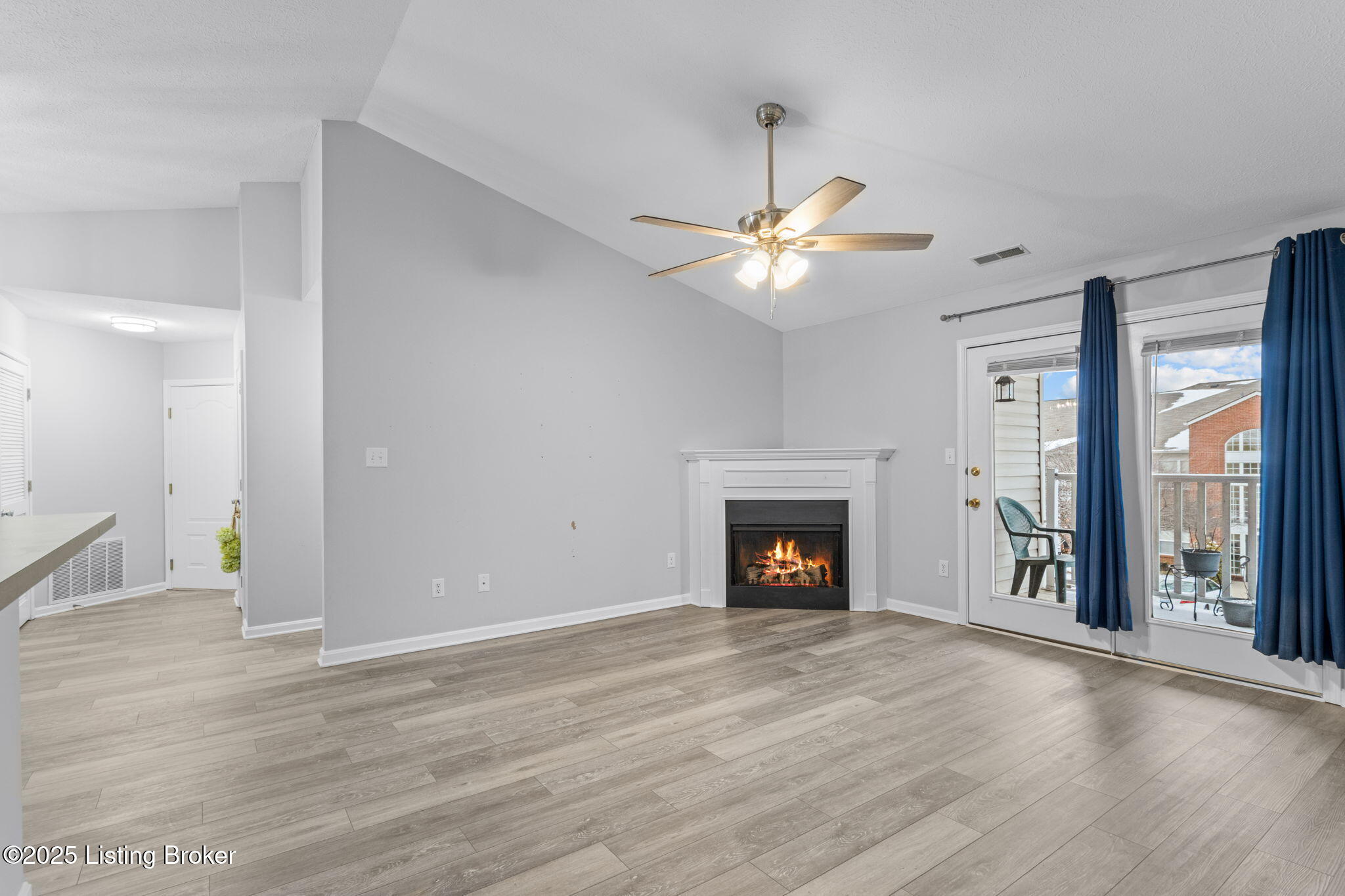 8001 Magnolia Ridge Ct #UNIT 201, Louisville, Kentucky image 5