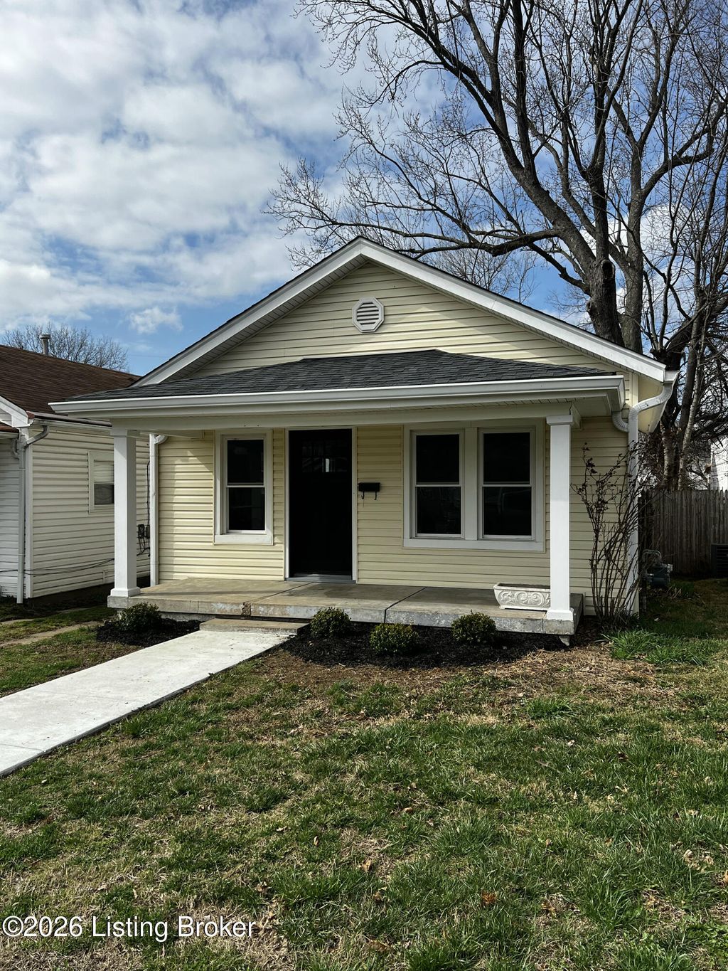 Photo of 637 Merwin Ave, Louisville, KY 40217 (MLS # 1710966)