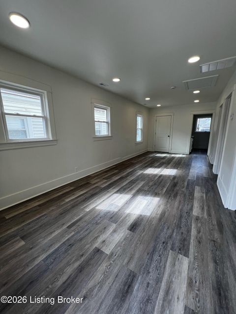 Tiny photo for 637 Merwin Ave, Louisville, KY 40217 (MLS # 1710966)