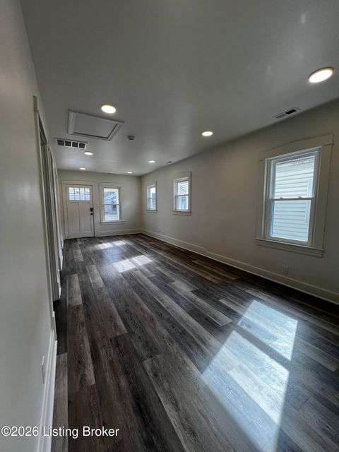 Tiny photo for 637 Merwin Ave, Louisville, KY 40217 (MLS # 1710966)