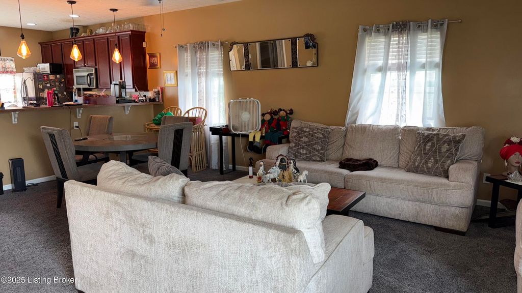 Photo of 1606 Louis Coleman Jr Dr, Louisville, KY 40211 (MLS # 1704875)