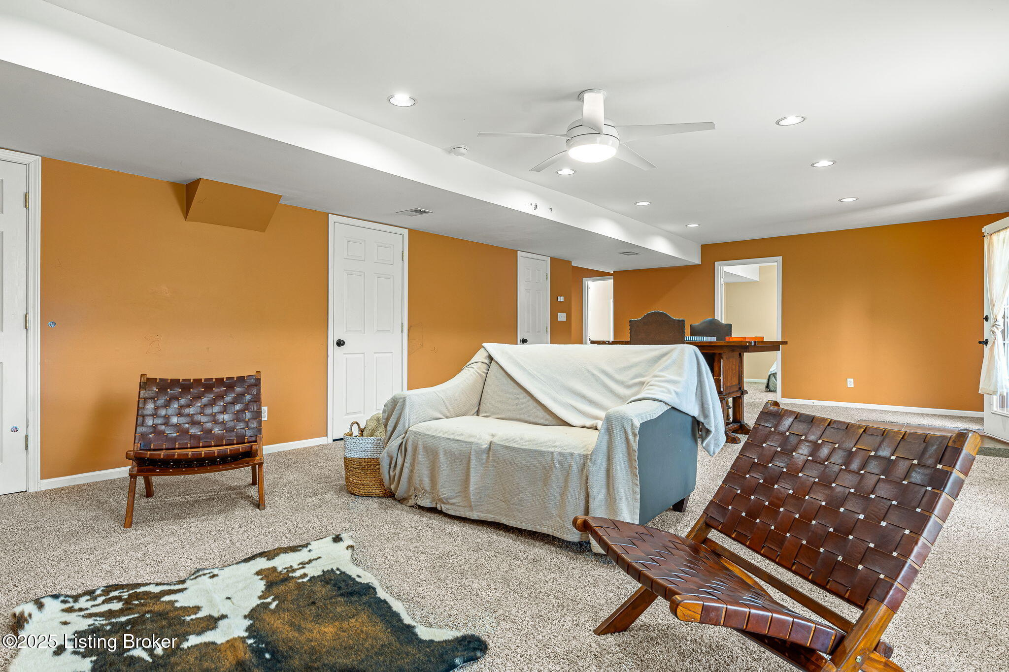 10117 Springhurst Gardens Cir, Louisville, Kentucky image 40