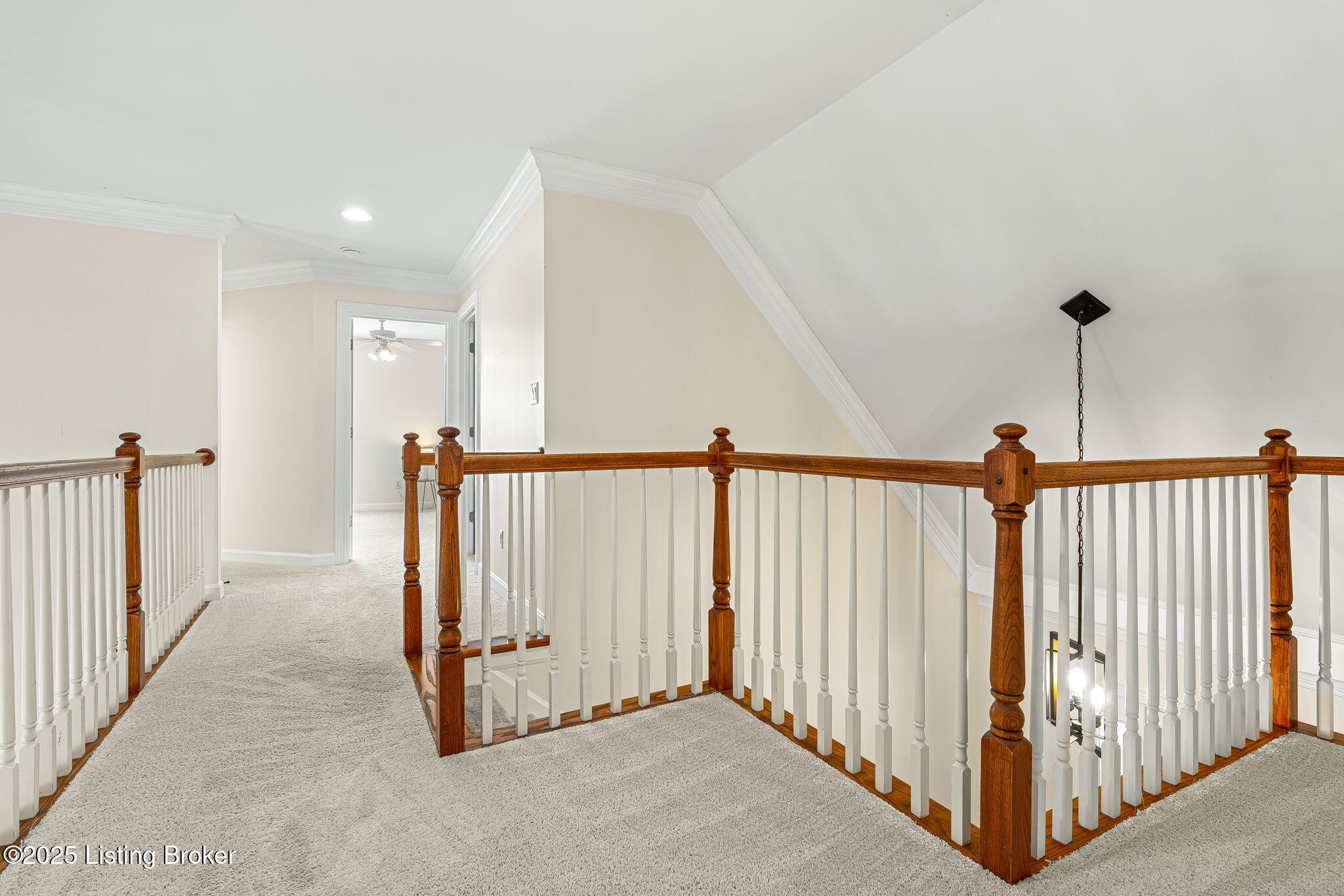 10117 Springhurst Gardens Cir, Louisville, Kentucky image 22