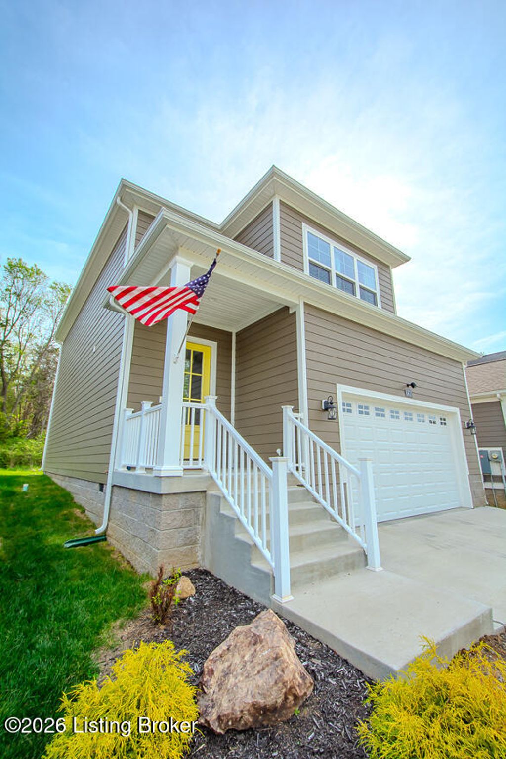 Photo of 4425 Ginkgo Trail, Louisville, KY 40245 (MLS # 1714713)