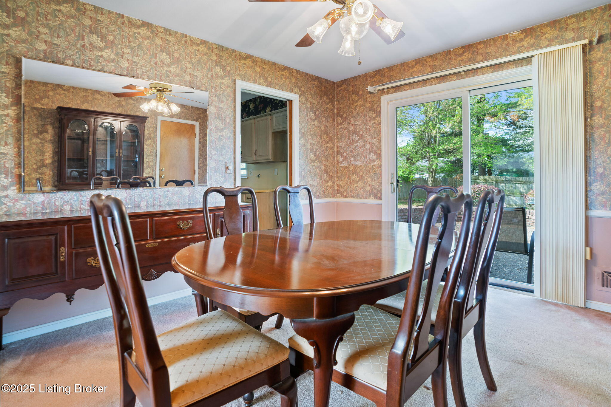 1602 Applewood Ln, Louisville, Pennsylvania image 6