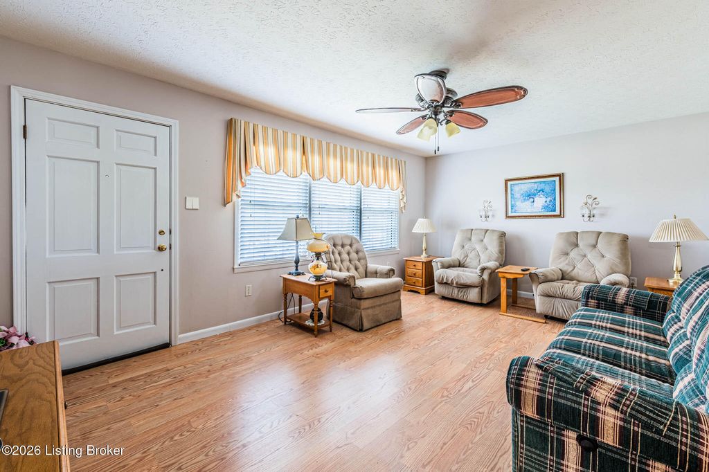 Photo of 50 Willie Hogan Rd, Brownsville, KY 42210 (MLS # 1714054)