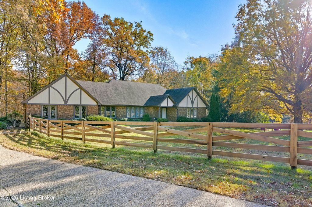 Photo of 2960 Virginia Ave, Bardstown, KY 40004 (MLS # 1703892)