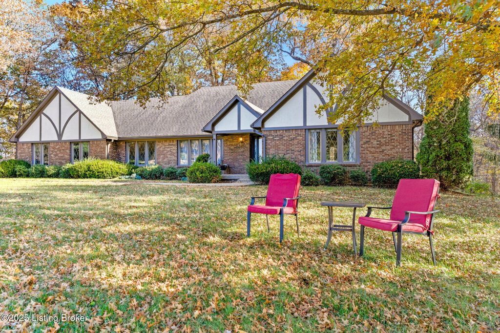 Photo of 2960 Virginia Ave, Bardstown, KY 40004 (MLS # 1703892)