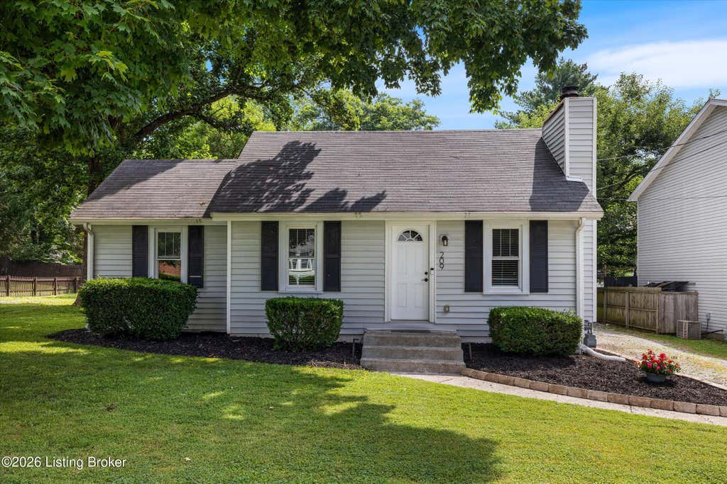 Photo of 209 Bliss Ave, Louisville, KY 40243 (MLS # 1723094)