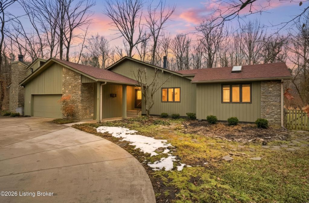 Photo of 201 Rebel Dr, Pewee Valley, KY 40056 (MLS # 1709362)