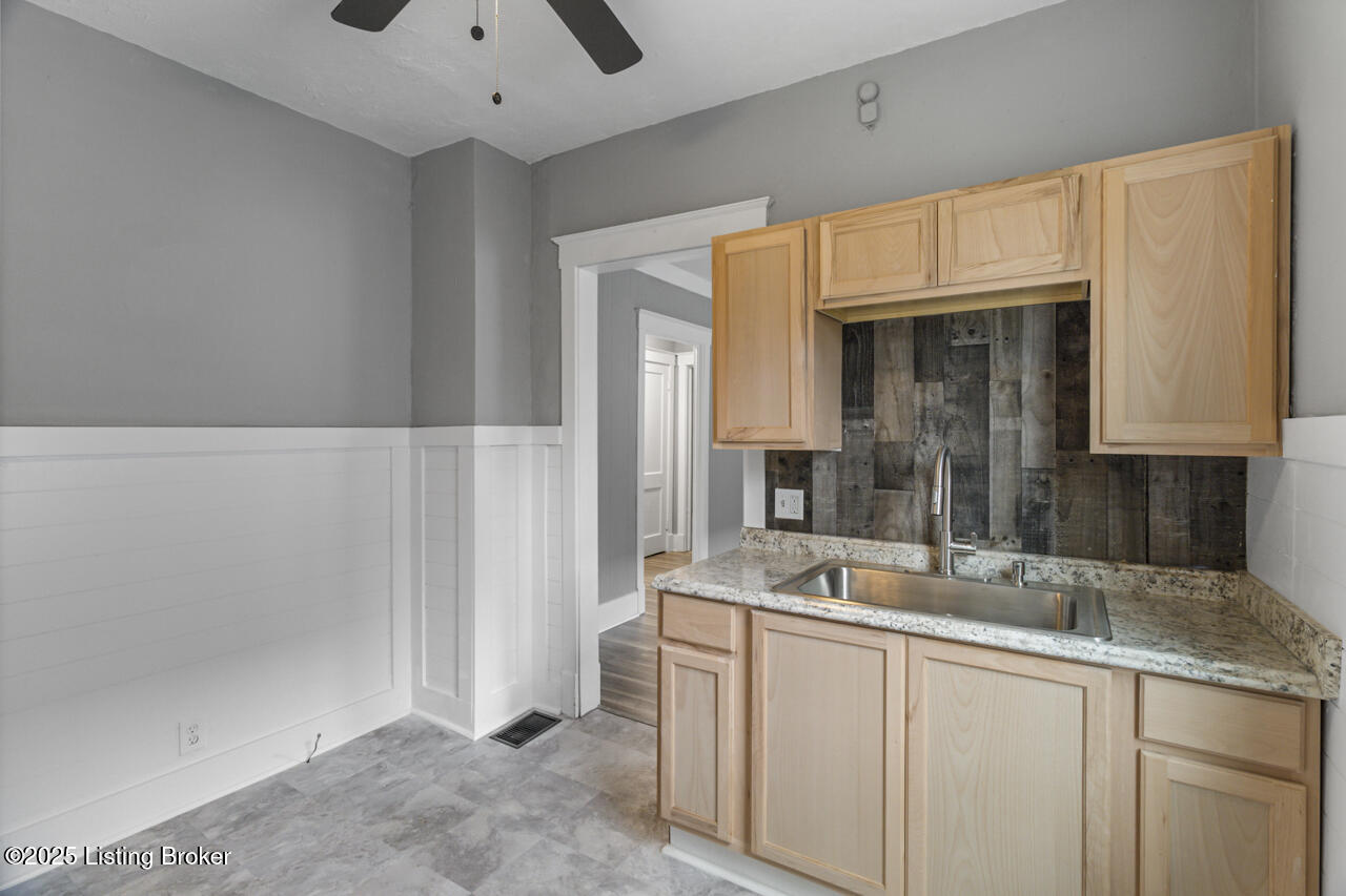 820 S 42nd St, Louisville, Kentucky image 8
