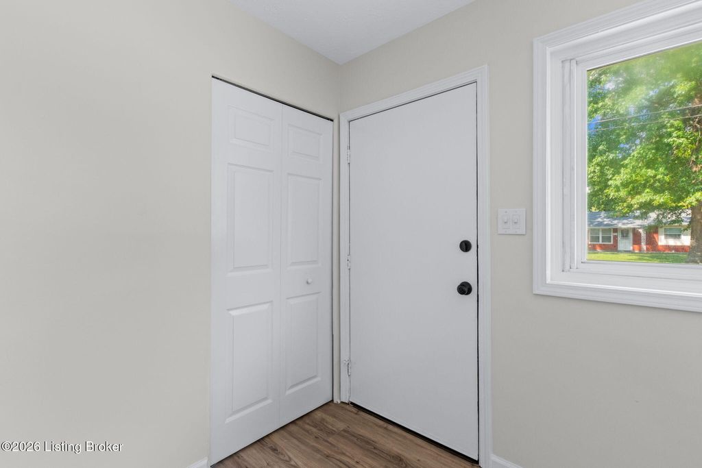 Photo of 318 Kilmory Ave, Louisville, KY 40214 (MLS # 1720334)