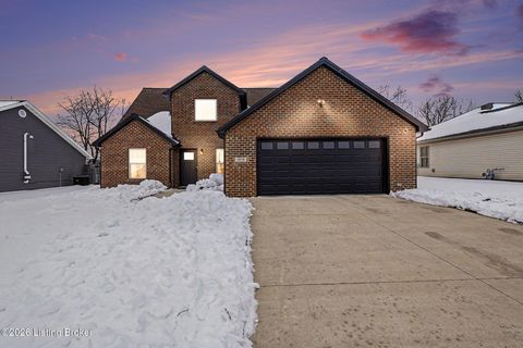 Photo of 3070 Barlows Brook Rd, Shelbyville, KY 40065 (MLS # 1708353)