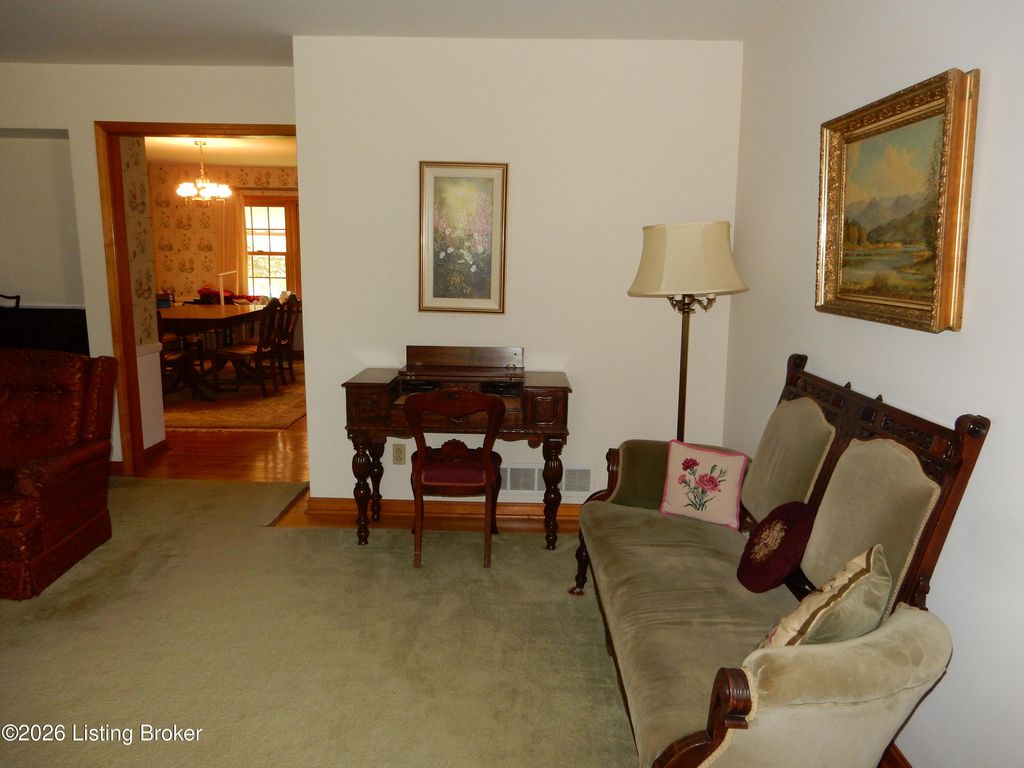 Photo of 283 Tollview Dr, Shepherdsville, KY 40165 (MLS # 1715562)