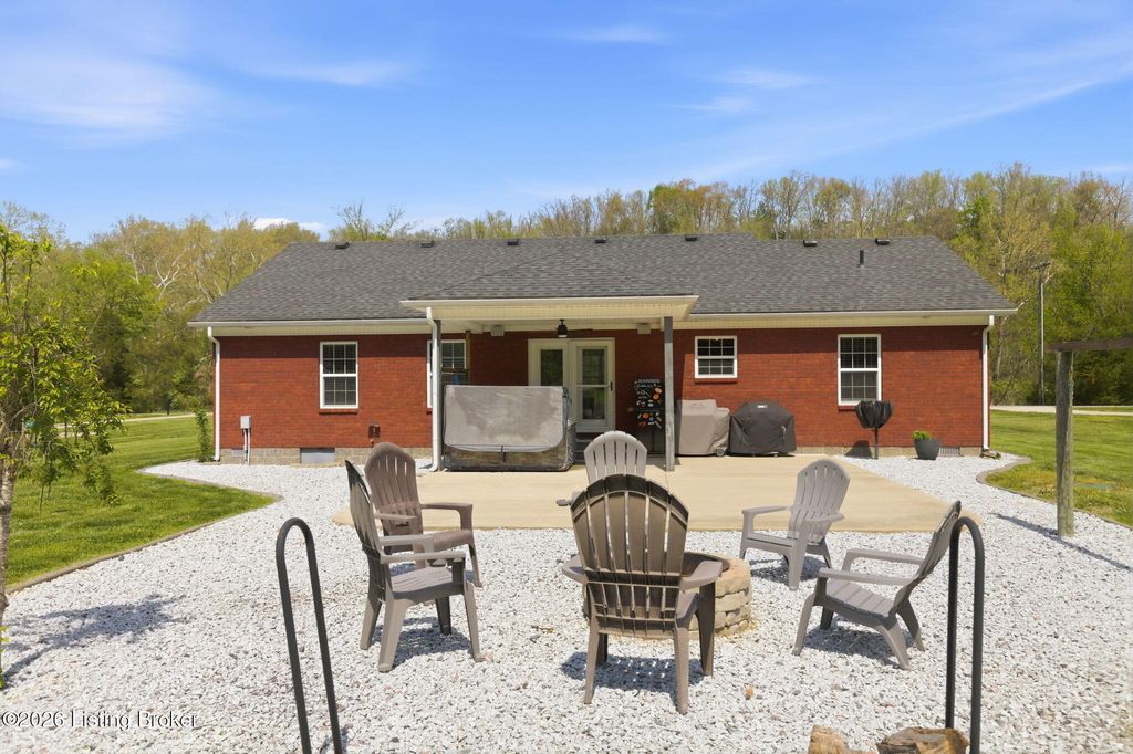 Photo of 1405 Highgrove Rd, Coxs Creek, KY 40013 (MLS # 1714842)