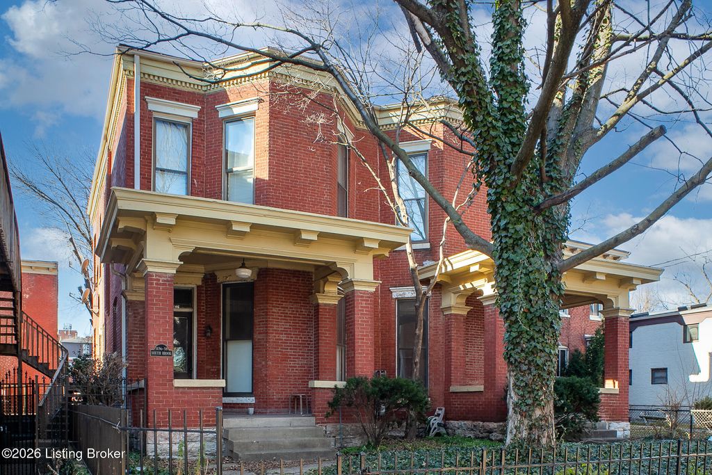 Photo of 1156 S Brook St, Louisville, KY 40203 (MLS # 1715698)