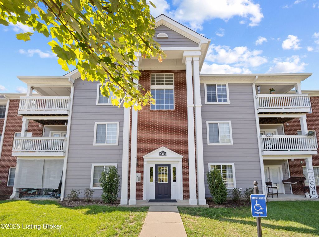 Photo of 6401 Shelton Cir #309, Crestwood, KY 40014 (MLS # 1699607)
