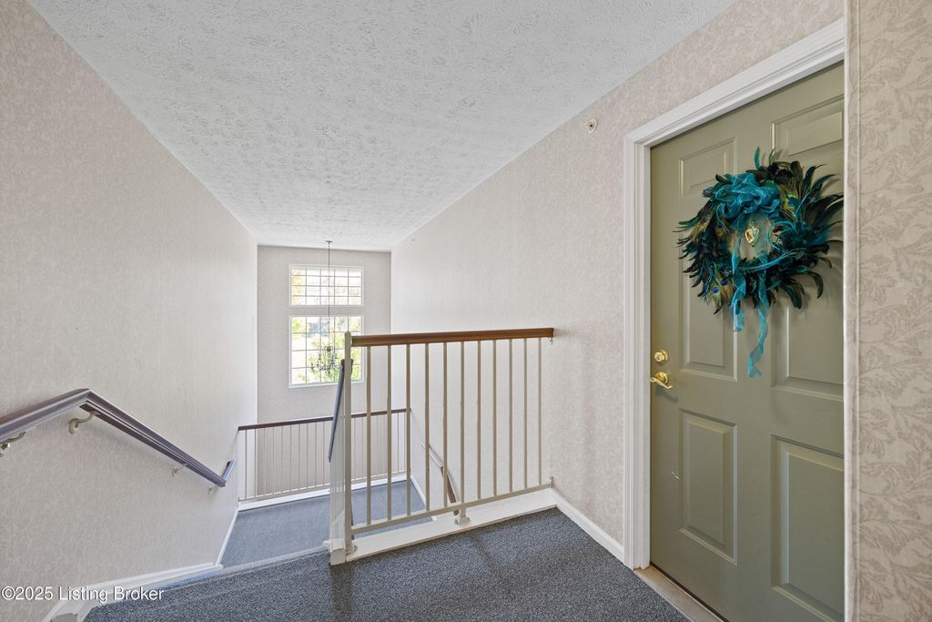 Photo of 6401 Shelton Cir #309, Crestwood, KY 40014 (MLS # 1699607)