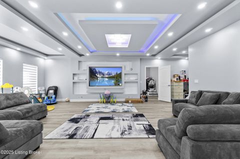 Photo of 12319 Vanherr Dr, Louisville, KY 40299 (MLS # 1701887)