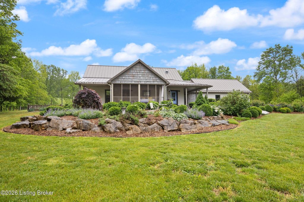 Photo of 501 Cane Run Church Rd, Munfordville, KY 42765 (MLS # 1721401)