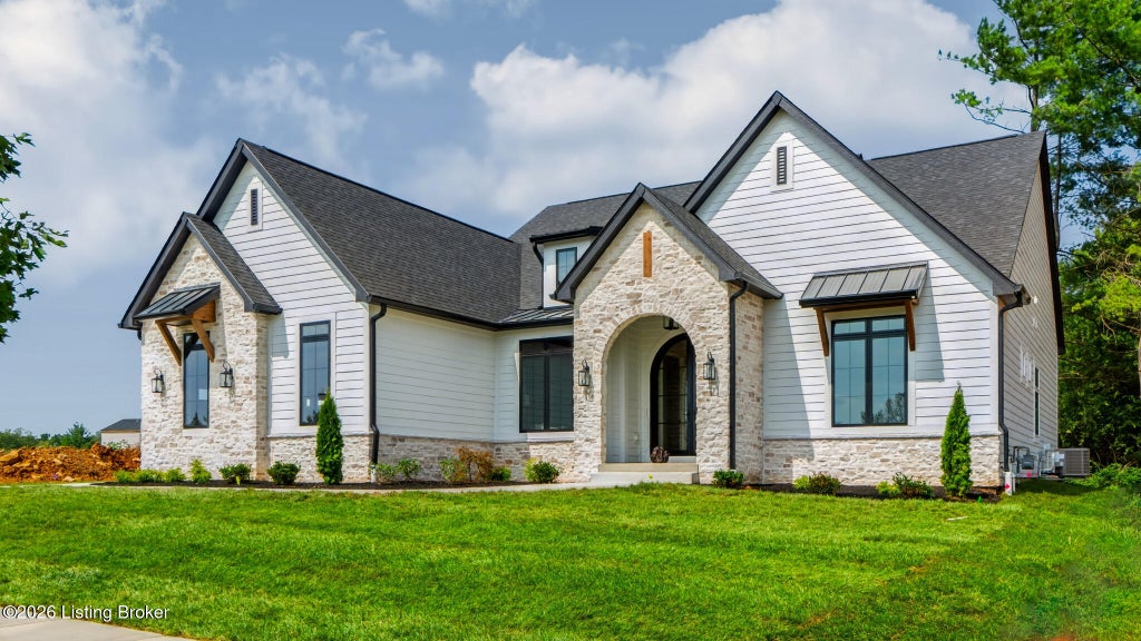 Photo of 3156 Littlecote Ln, Louisville, KY 40245 (MLS # 1731434)