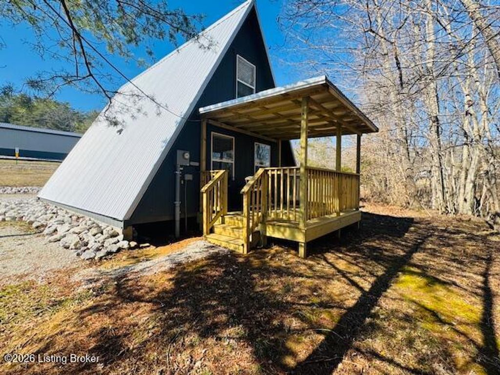 Photo of 108 Washburn Rd, Clarkson, KY 42726 (MLS # 1710816)