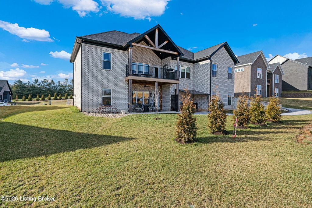Photo of 105 Bonfire Ln, Elizabethtown, KY 42701 (MLS # 1708779)