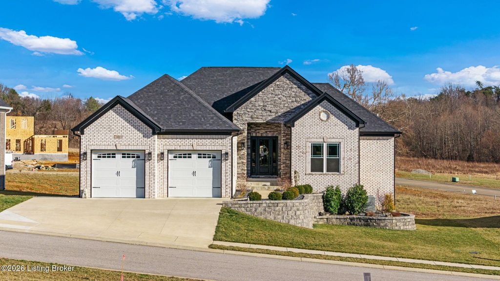 Photo of 105 Bonfire Ln, Elizabethtown, KY 42701 (MLS # 1708779)