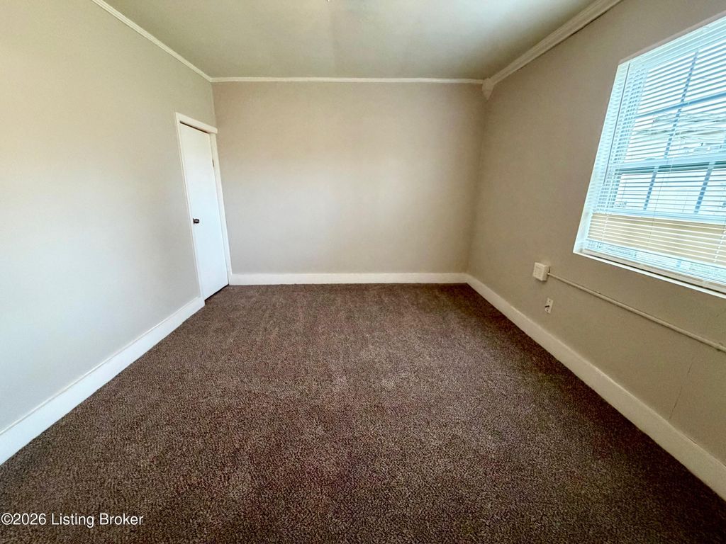 Photo of 1226 Naghel St #2, New Albany, IN 47150 (MLS # 1706085)