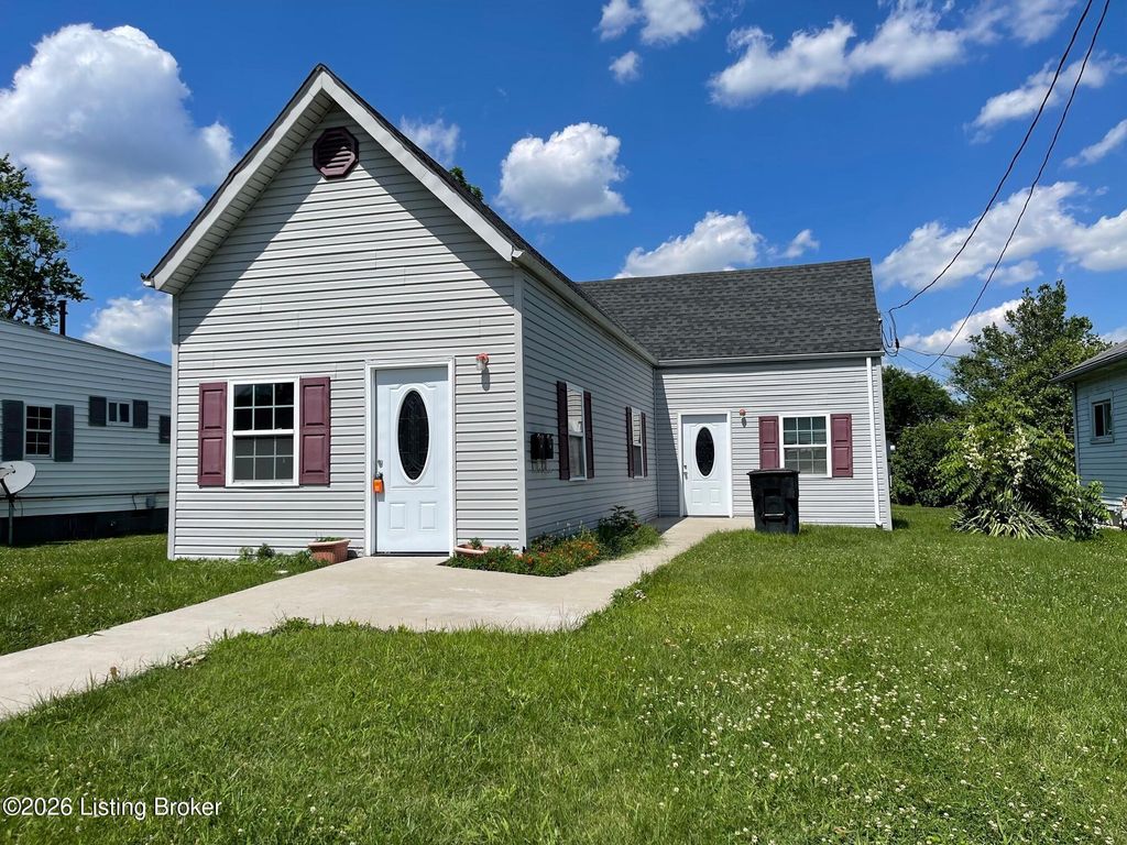 Photo of 1226 Naghel St #2, New Albany, IN 47150 (MLS # 1706085)