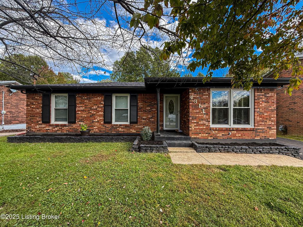 Photo of 4311 Sunflower Ave, Louisville, KY 40216 (MLS # 1702011)